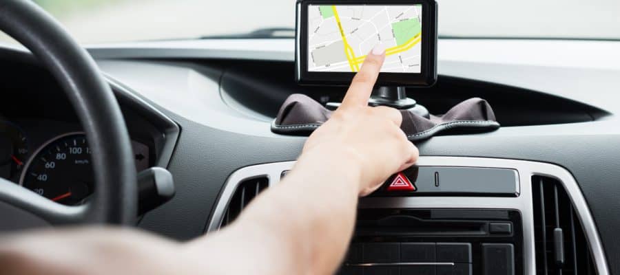  Lắp đặt thiết bị GPS dẫn đường